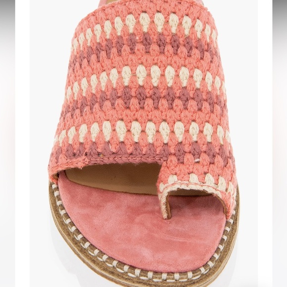 gentle Souls Lavern Platform Slide Sandal - Picture 4 of 13